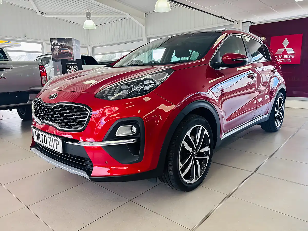 Used 2021 Kia Sportage 3 Red - Interior and Exterior details 3