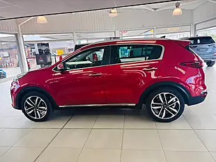 Used 2021 Kia Sportage 3 Red - Interior and Exterior details 6