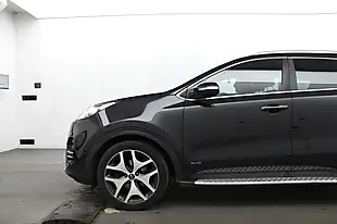 Used 2021 Kia Sportage Black - Interior and Exterior details 4