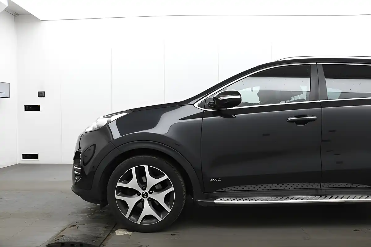 Used 2021 Kia Sportage Black - Interior and Exterior details 4