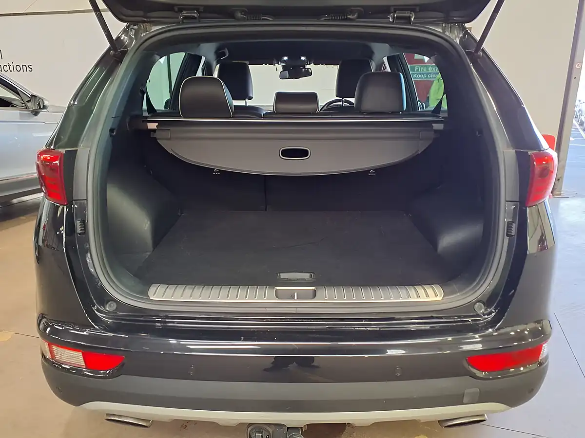 Used 2021 Kia Sportage Black - Interior and Exterior details 7