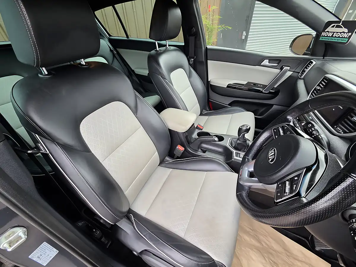 Used 2021 Kia Sportage GT-Line Grey - Interior and Exterior details 6