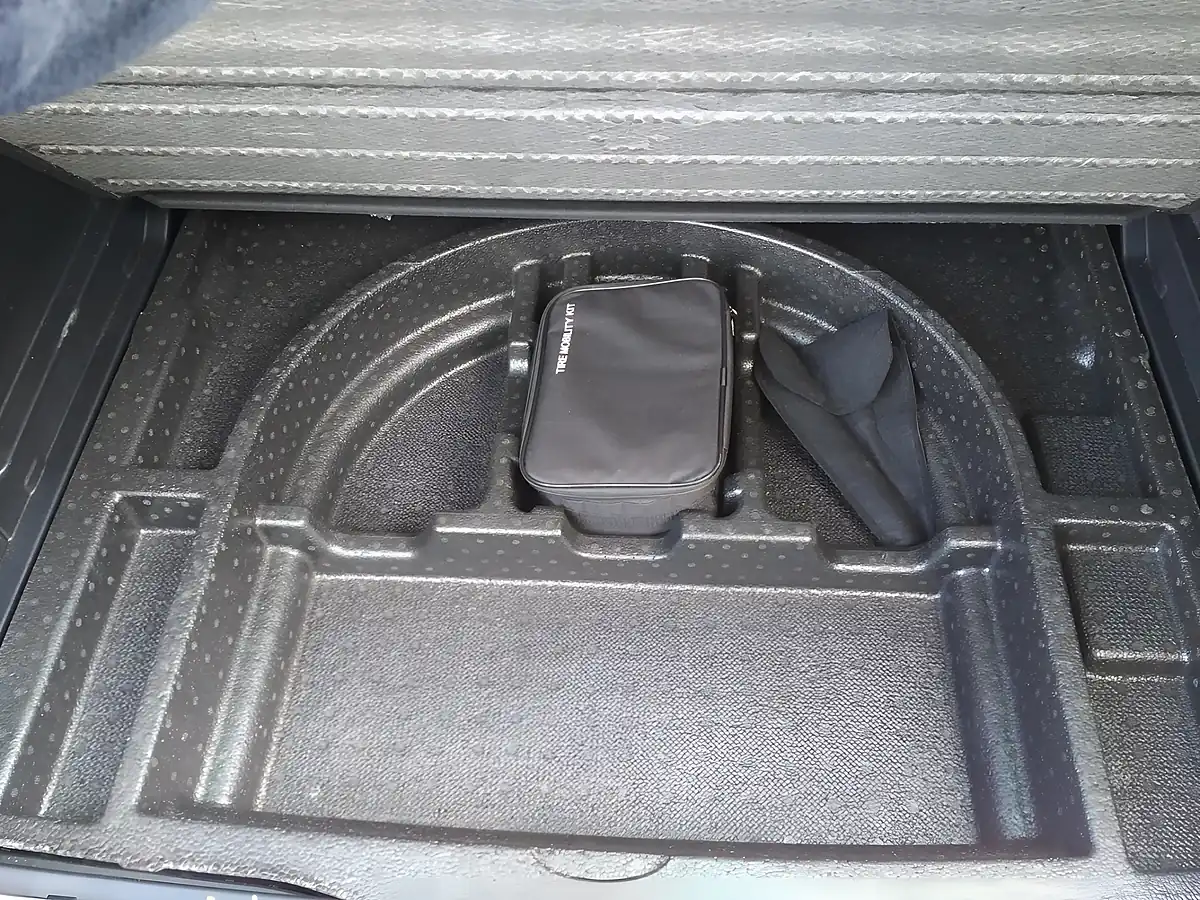 Used 2021 Kia Sportage GT-Line Grey - Interior and Exterior details 18