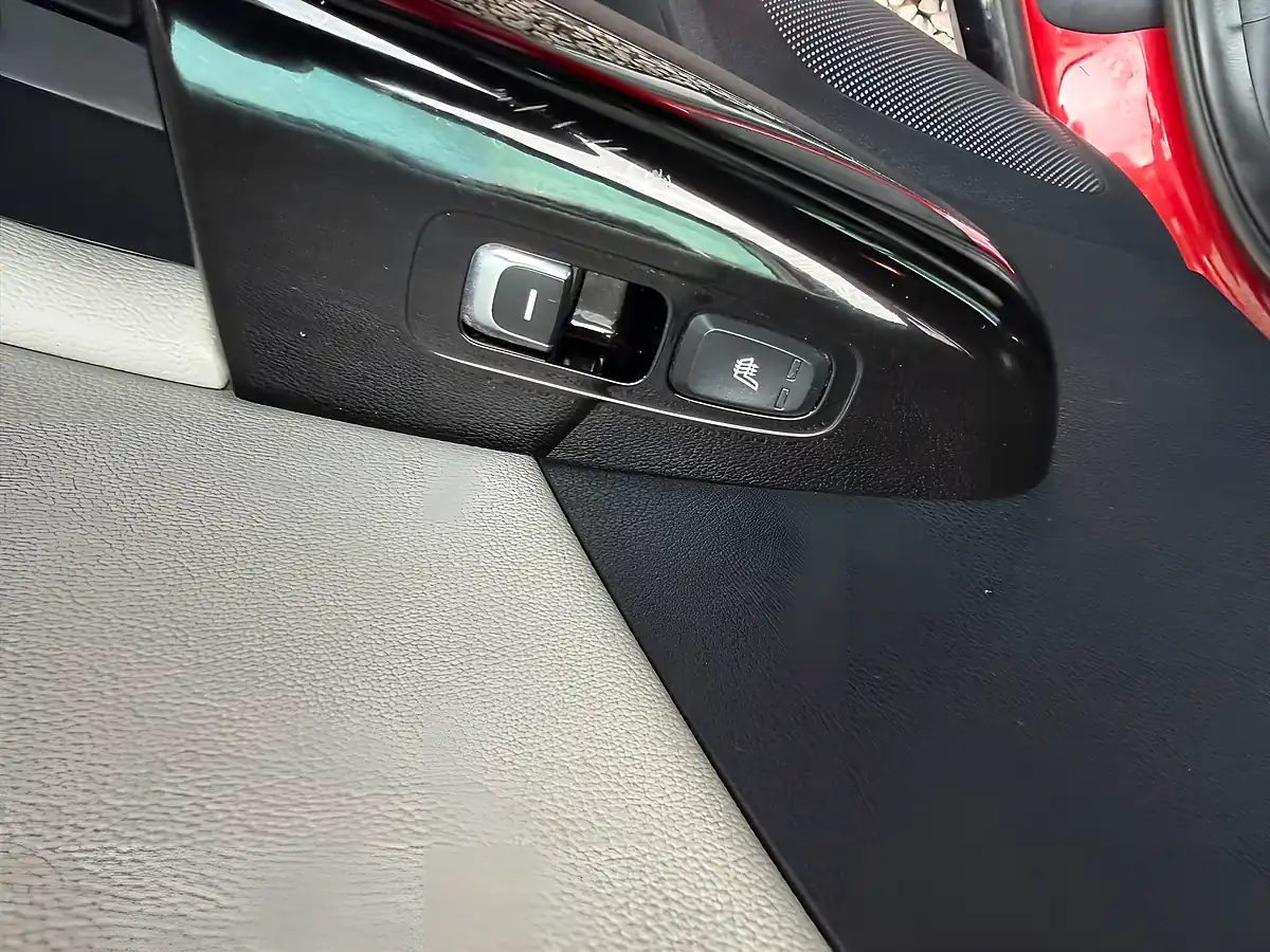 Used 2021 Kia Sportage GT-Line Red - Interior and Exterior details 9