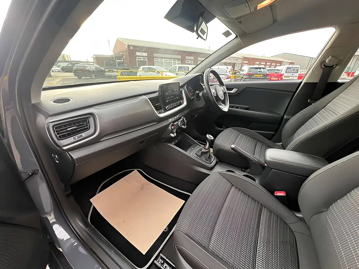 Used 2021 Kia Stonic 2 Storm Grey - Interior and Exterior details 14