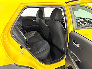 Used 2021 Kia Stonic 2 Yellow - Interior and Exterior details 13