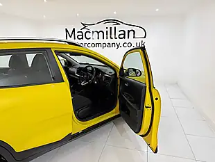 Used 2021 Kia Stonic 2 Yellow - Interior and Exterior details 18