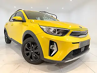 Used 2021 Kia Stonic 2 Yellow - Interior and Exterior details 6
