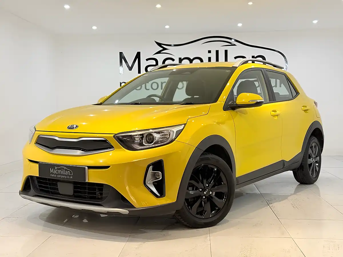 Used 2021 Kia Stonic 2 Yellow - Interior and Exterior details 8