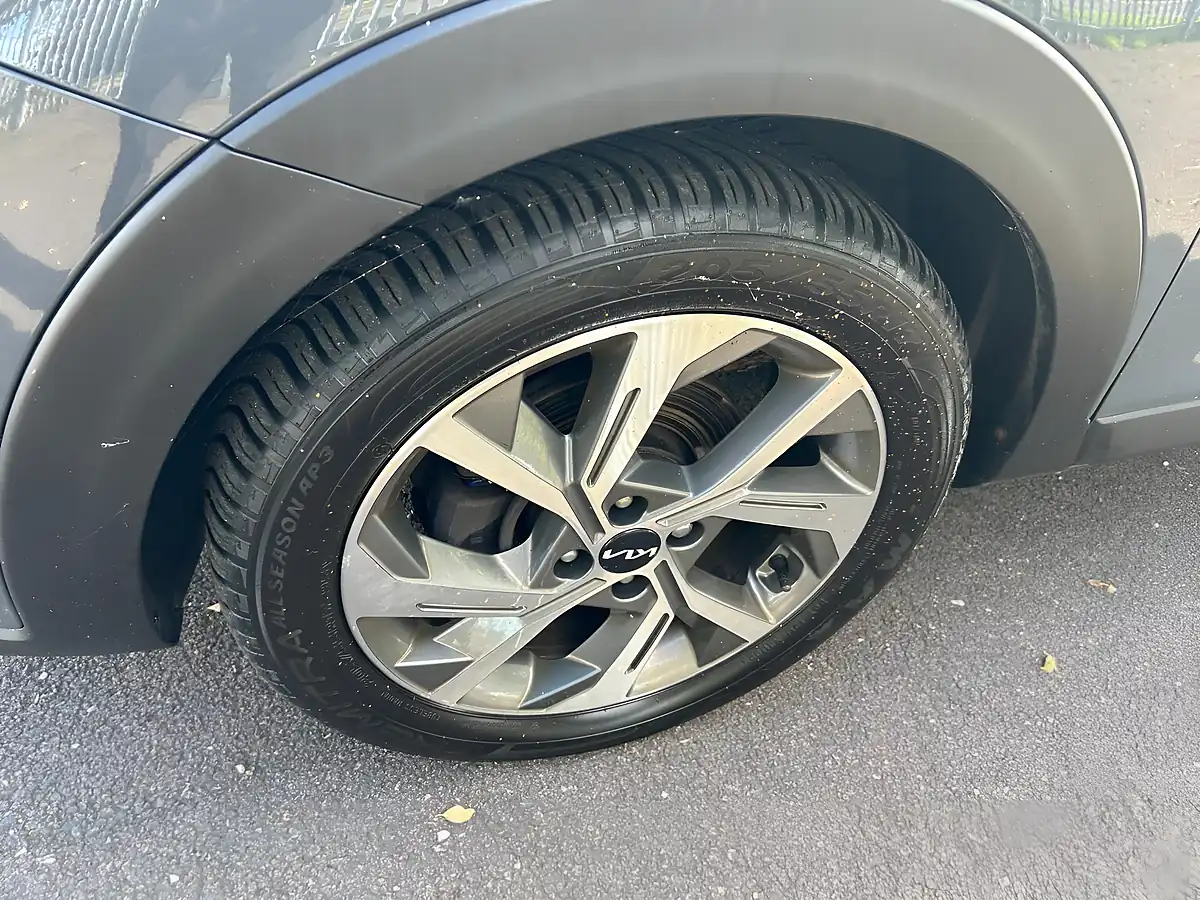 Used 2021 Kia Stonic GT-Line S Grey - Interior and Exterior details 7