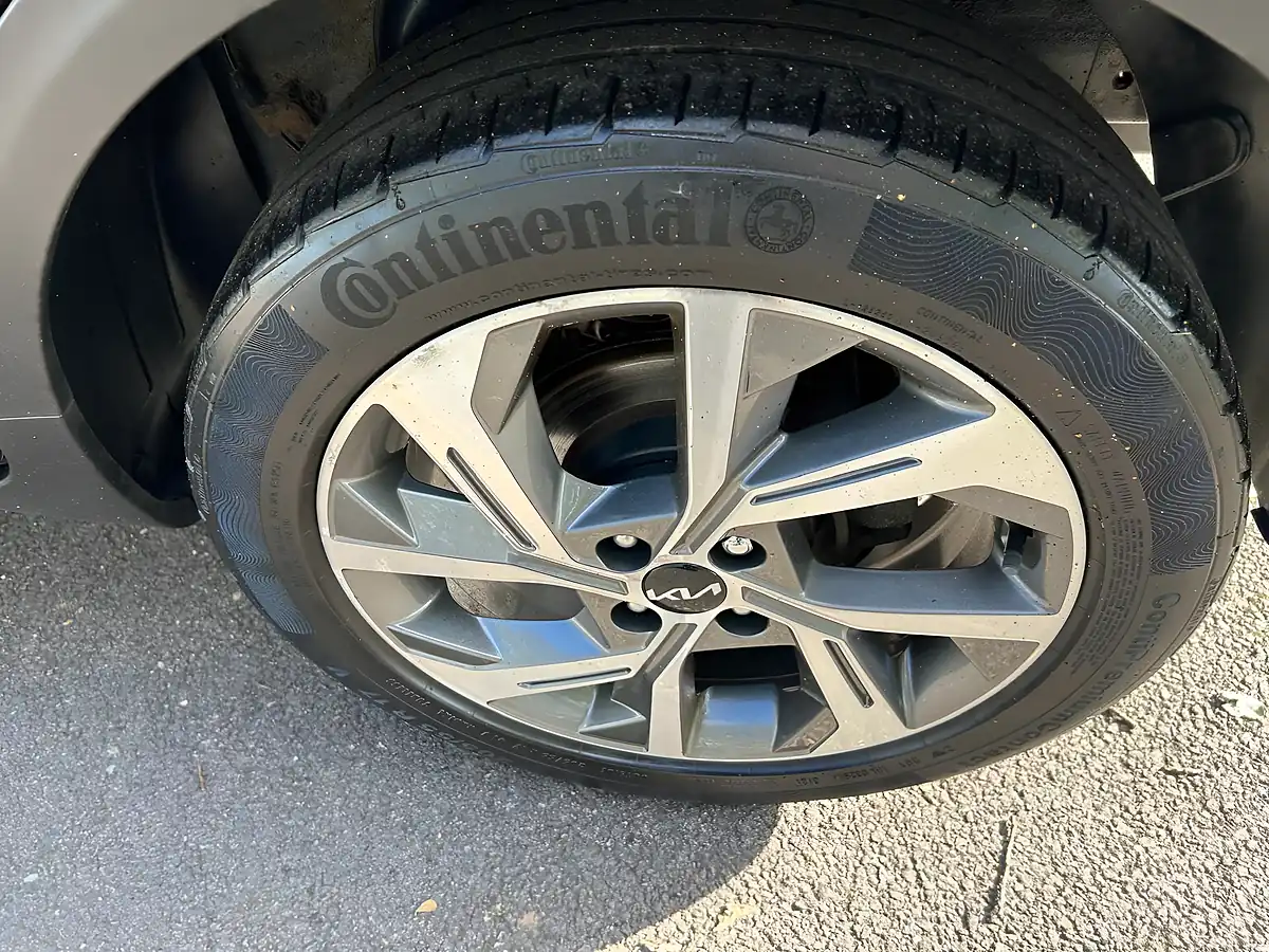 Used 2021 Kia Stonic GT-Line S Grey - Interior and Exterior details 8