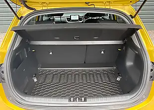 Used 2021 Kia Stonic GT-Line Yellow - Interior and Exterior details 15