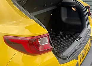 Used 2021 Kia Stonic GT-Line Yellow - Interior and Exterior details 16