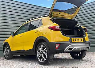 Used 2021 Kia Stonic GT-Line Yellow - Interior and Exterior details 17