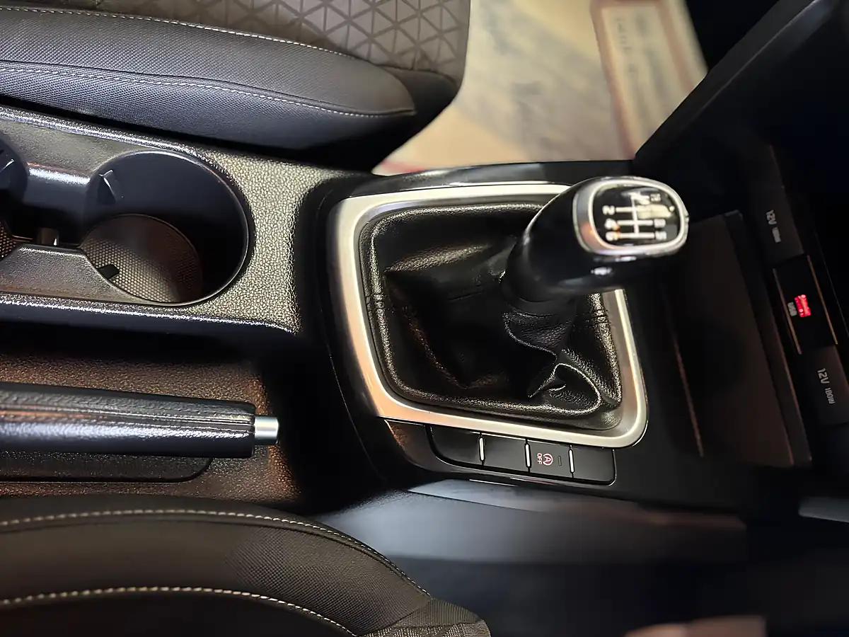 Used 2021 Kia Xceed 2 Brown - Interior and Exterior details 12