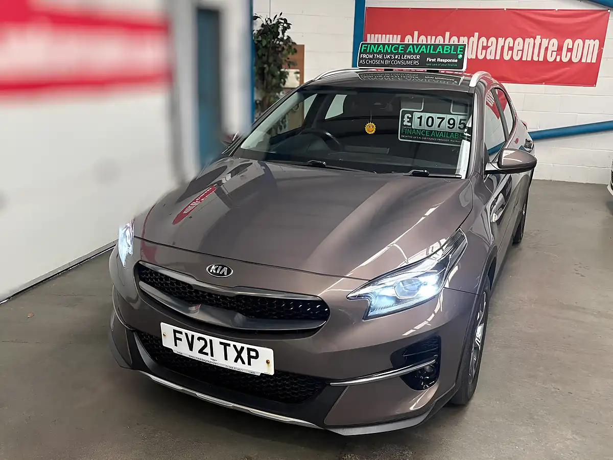 Used 2021 Kia Xceed 2 Brown - Interior and Exterior details 3