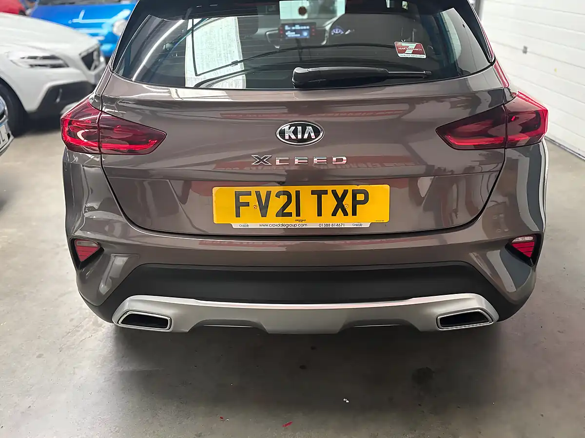 Used 2021 Kia Xceed 2 Brown - Interior and Exterior details 4
