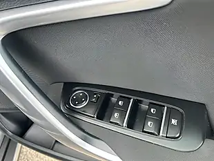 Used 2021 Kia Xceed 2 Silver - Interior and Exterior details 12