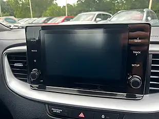 Used 2021 Kia Xceed 2 Silver - Interior and Exterior details 16