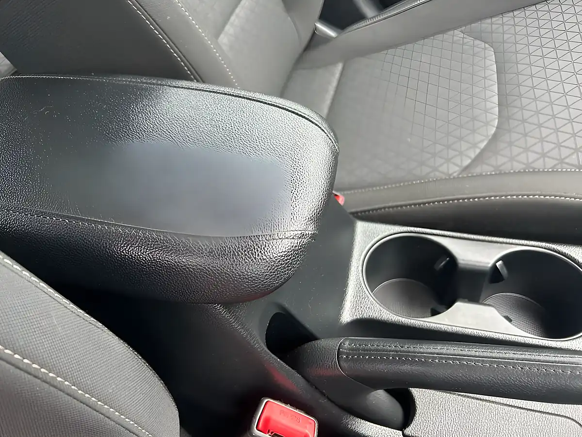 Used 2021 Kia Xceed 2 Silver - Interior and Exterior details 18