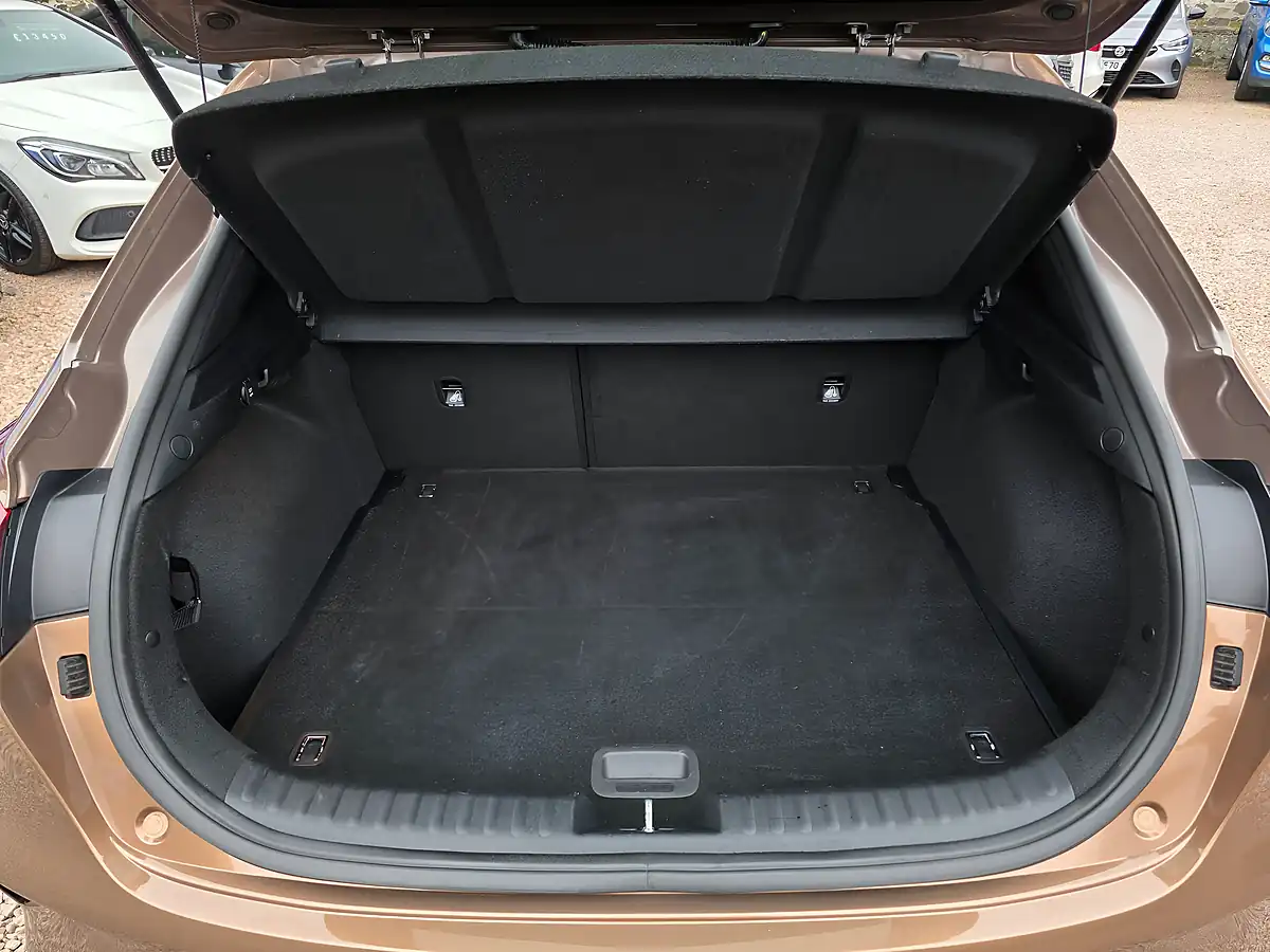 Used 2021 Kia Xceed 3 Machined Bronze Metallic - Interior and Exterior details 13