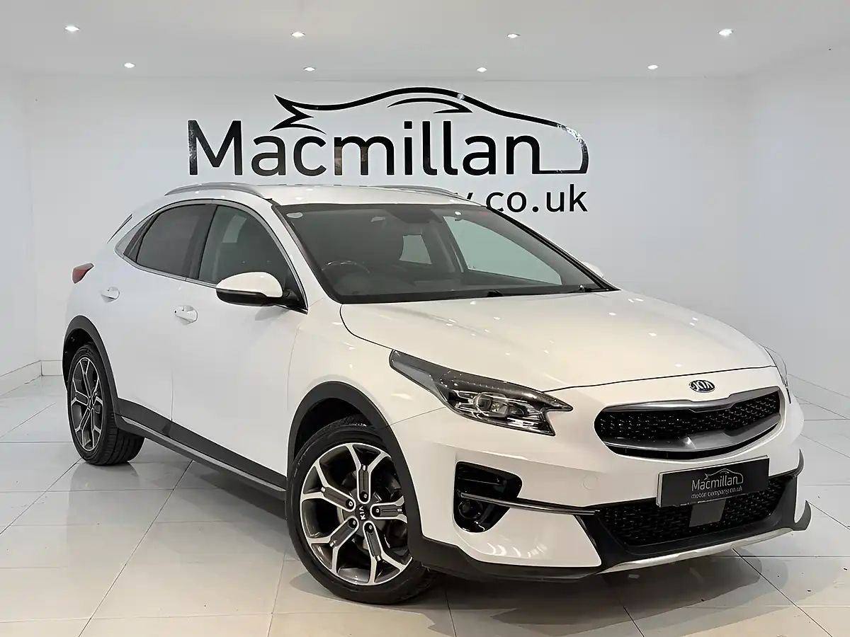 Used 2021 Kia Xceed 3 White - Front View