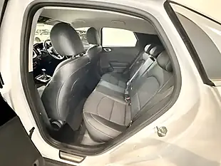 Used 2021 Kia Xceed 3 White - Interior and Exterior details 12