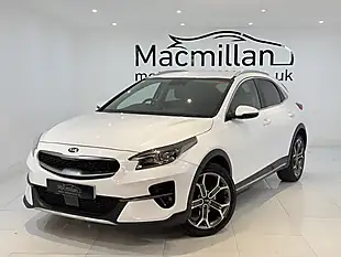 Used 2021 Kia Xceed 3 White - Interior and Exterior details 4