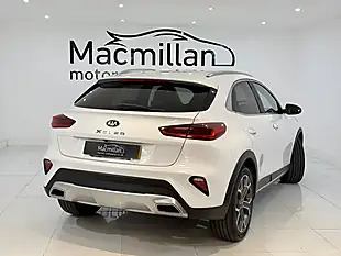 Used 2021 Kia Xceed 3 White - Interior and Exterior details 7