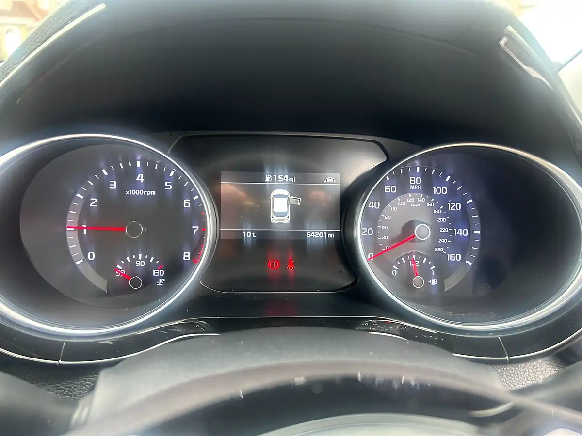 Used 2021 Kia Xceed 3 White - Interior and Exterior details 10