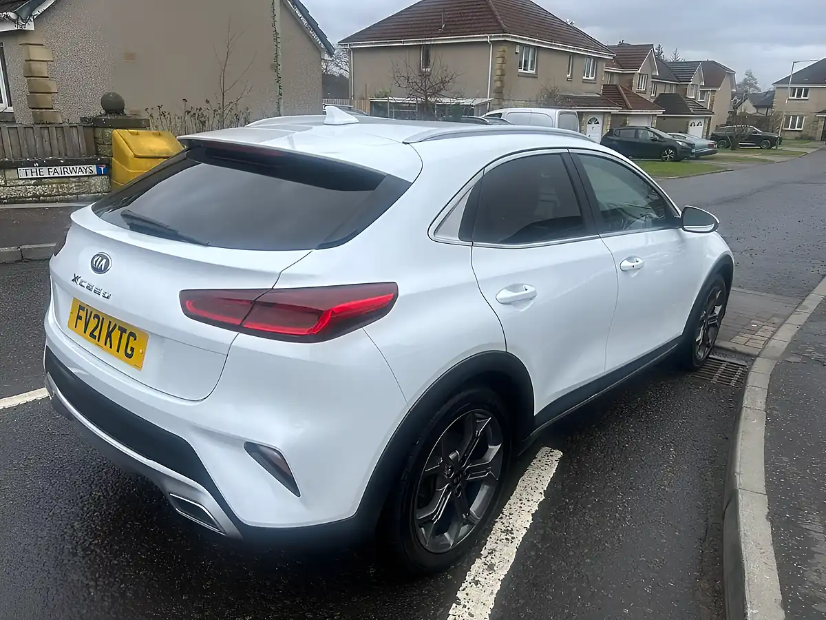 Used 2021 Kia Xceed 3 White - Interior and Exterior details 5