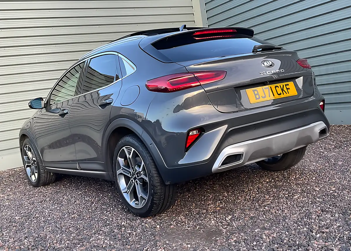 Used 2021 Kia Xceed 4 Grey - Interior and Exterior details 14