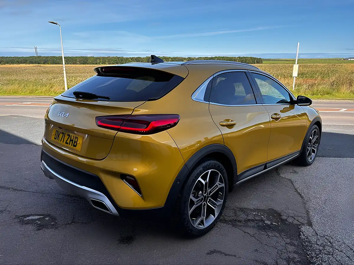 Used 2021 Kia Xceed 4 Yellow - Interior and Exterior details 6
