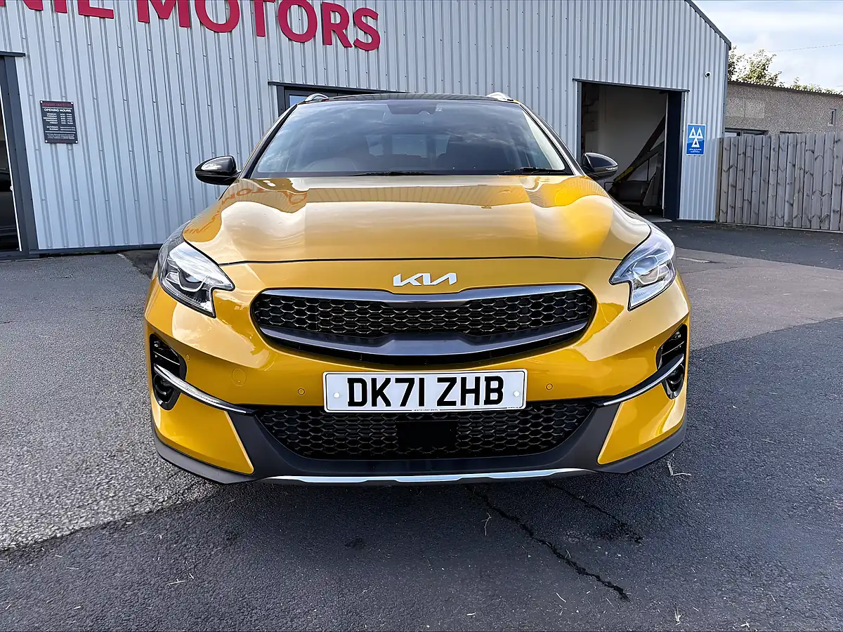 Used 2021 Kia Xceed 4 Yellow - Interior and Exterior details 7