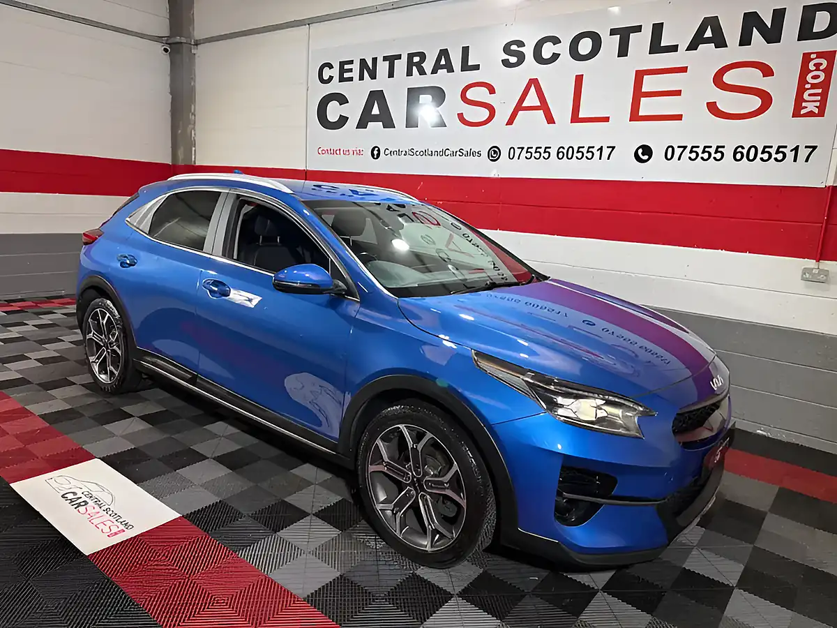 Used 2021 Kia Xceed Connect Blue - Front View
