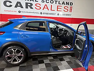 Used 2021 Kia Xceed Connect Blue - Interior and Exterior details 10