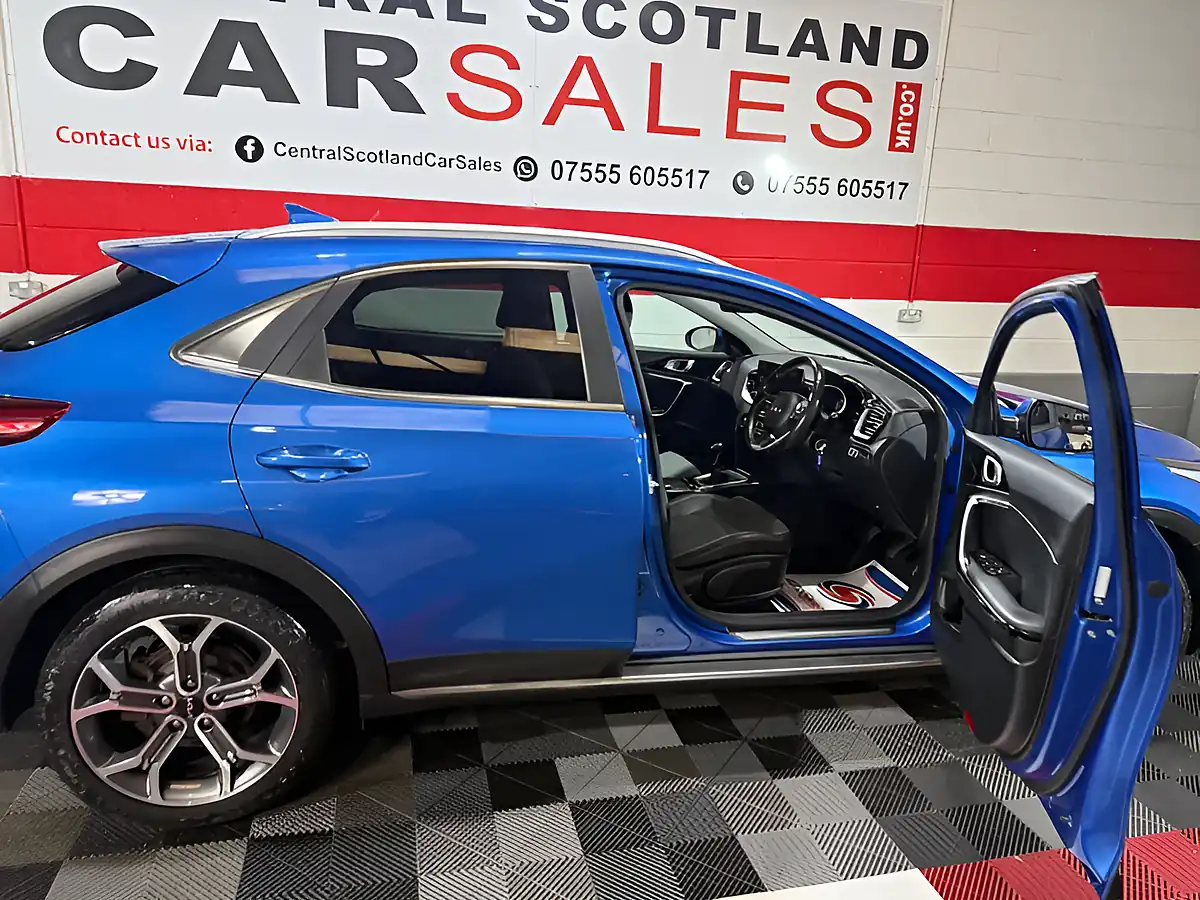 Used 2021 Kia Xceed Connect Blue - Interior and Exterior details 10