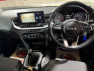Used 2021 Kia Xceed Connect Blue - Interior and Exterior details 19