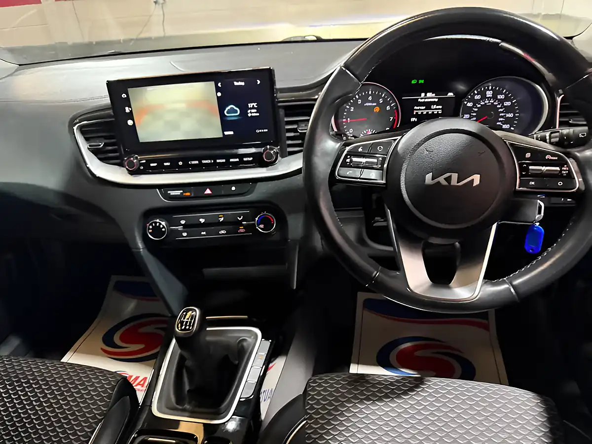 Used 2021 Kia Xceed Connect Blue - Interior and Exterior details 19