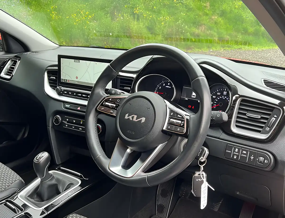 Used 2021 Kia Xceed Connect Isg Orange Fusion - Interior and Exterior details 14