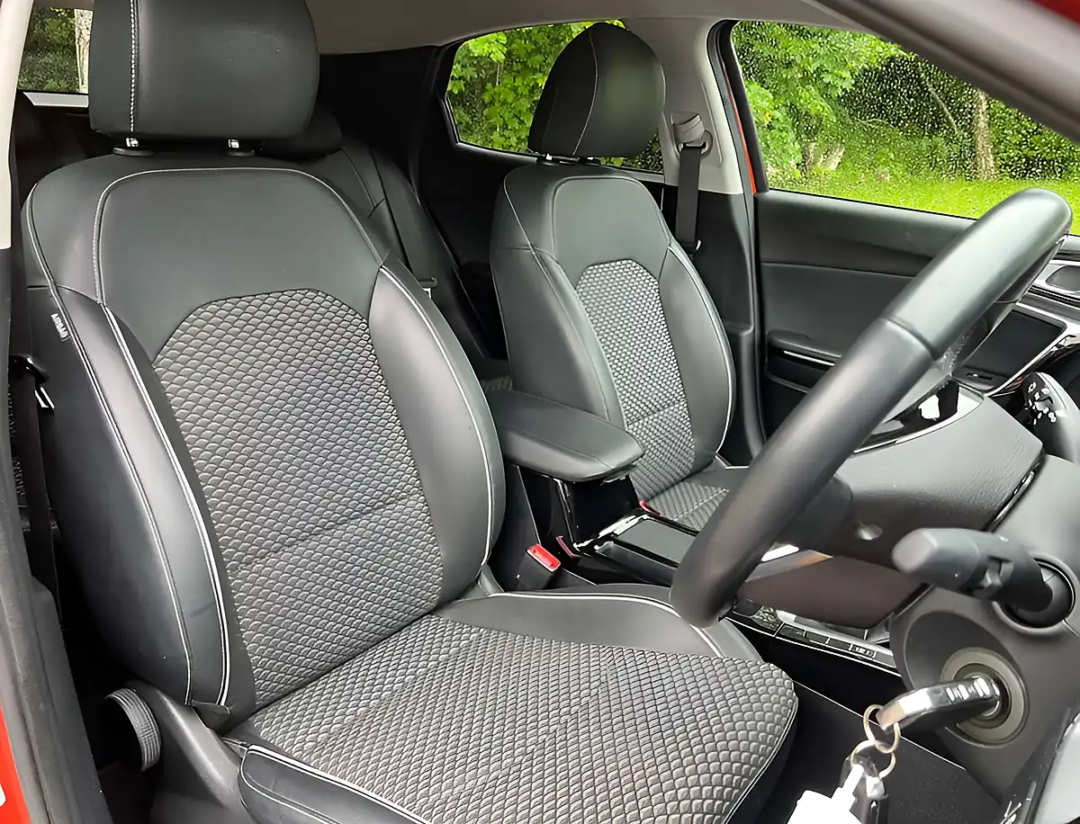Used 2021 Kia Xceed Connect Isg Orange Fusion - Interior and Exterior details 16
