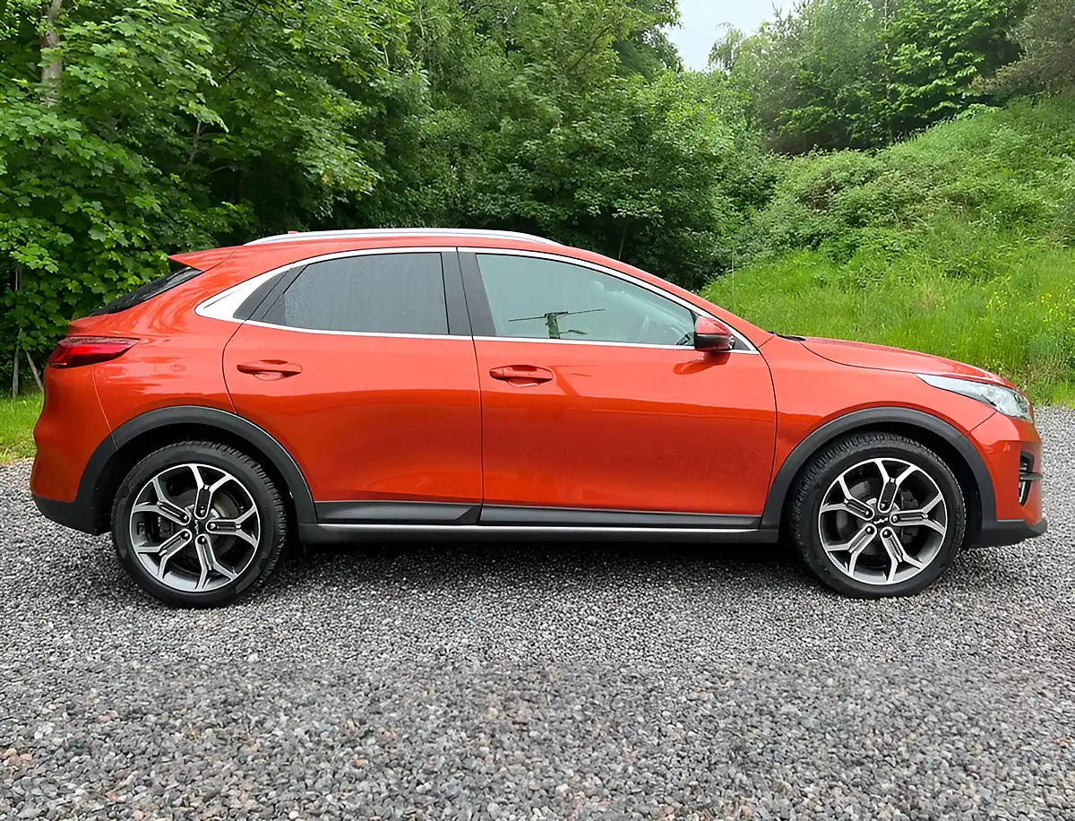 Used 2021 Kia Xceed Connect Isg Orange Fusion - Interior and Exterior details 2