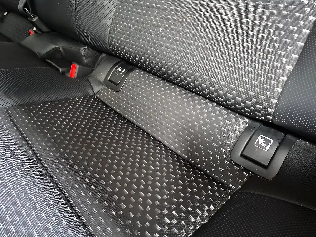Used 2021 Kia Xceed Edition Silver - Interior and Exterior details 18