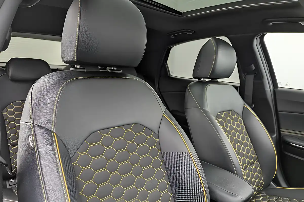 Used 2021 Kia Xceed First Edition Black - Interior and Exterior details 10