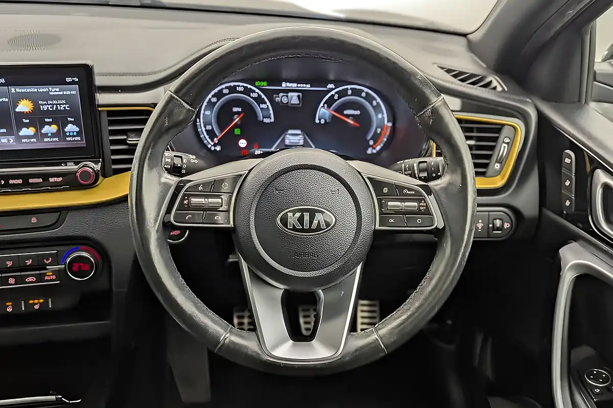 Used 2021 Kia Xceed First Edition Black - Interior and Exterior details 14
