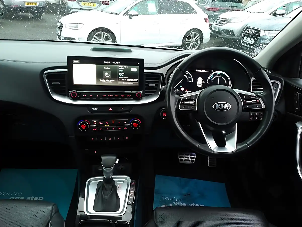Used 2021 Kia Xceed First Edition Silver - Interior and Exterior details 13