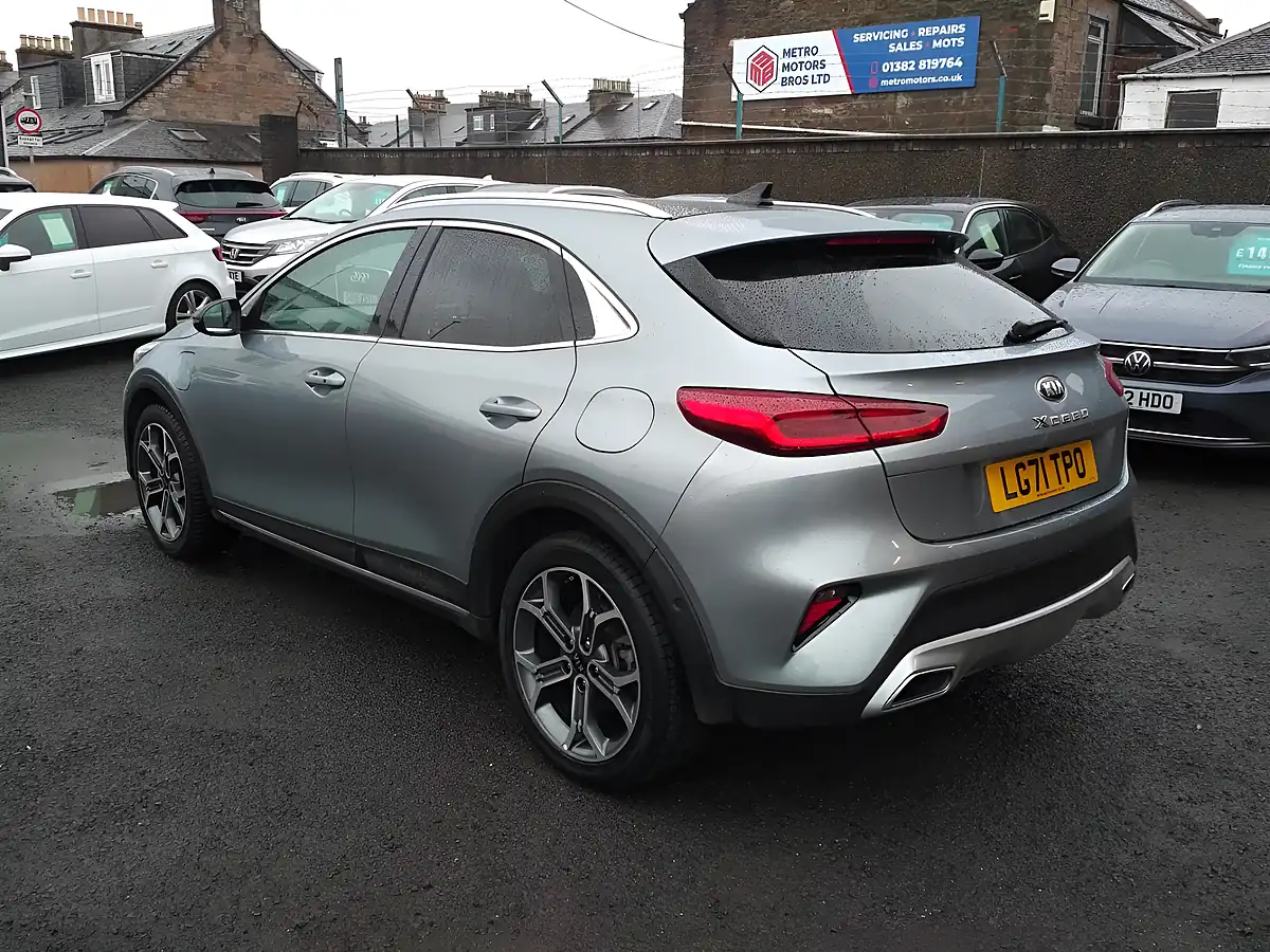 Used 2021 Kia Xceed First Edition Silver - Interior and Exterior details 3