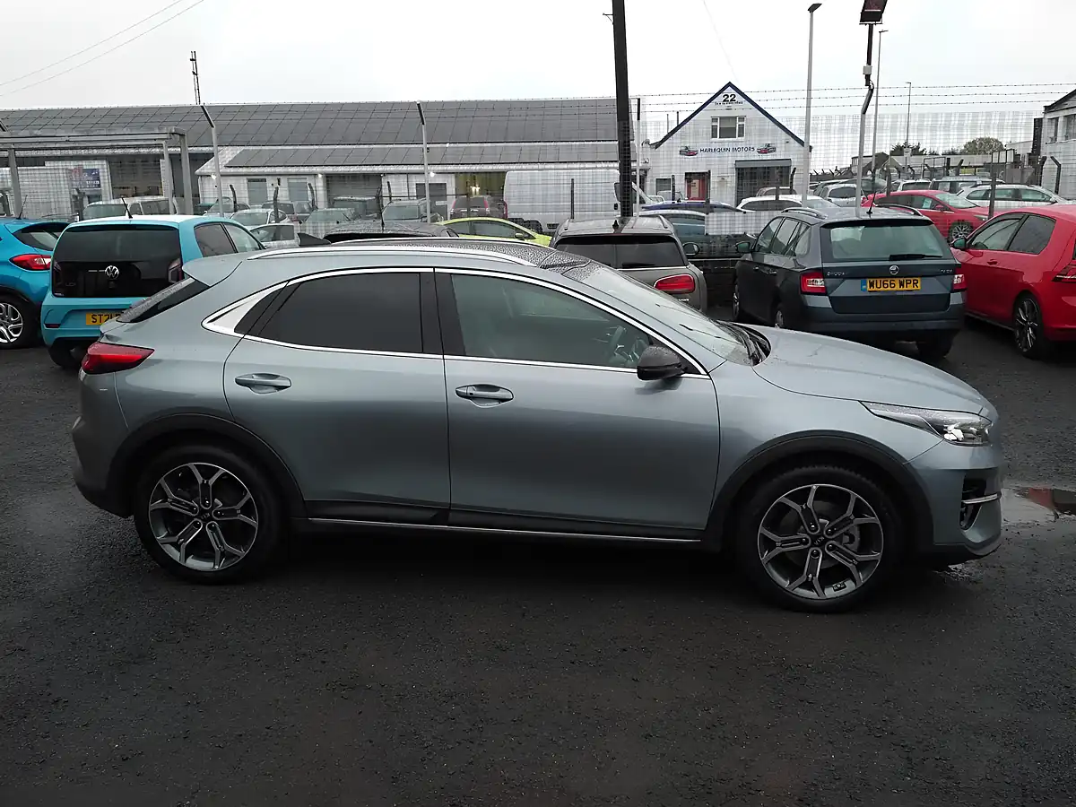 Used 2021 Kia Xceed First Edition Silver - Interior and Exterior details 7