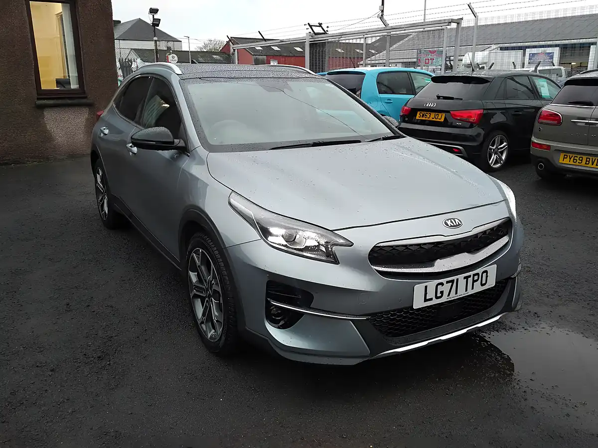 Used 2021 Kia Xceed First Edition Silver - Interior and Exterior details 9