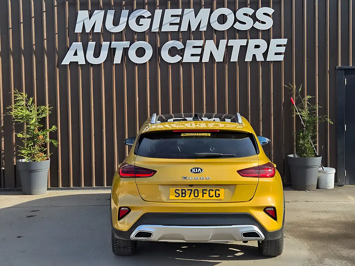 Used 2021 Kia Xceed First Edition Yellow - Interior and Exterior details 5